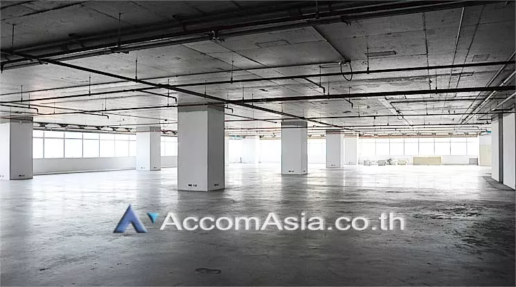 4  Office Space For Rent in Silom ,Bangkok BTS Sala Daeng at Vorawat Building AA10946